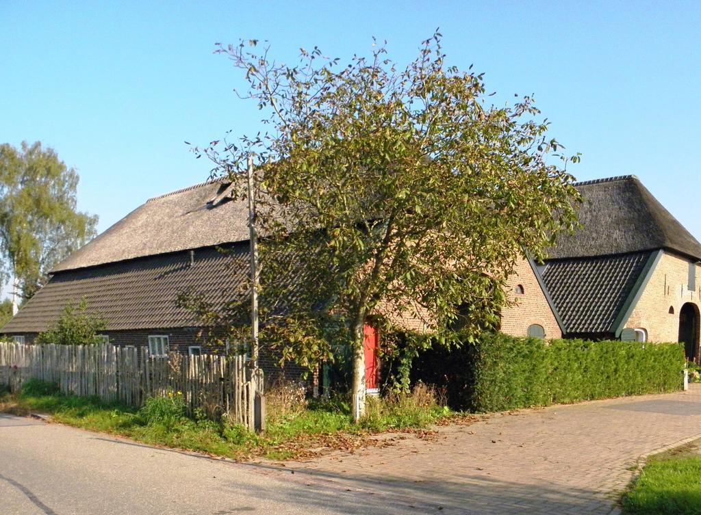 Bed & Breakfast Hofstede Het Klaphek Randwijk Room photo